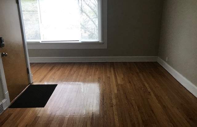 7119 West Schreiber Avenue Gallery 2