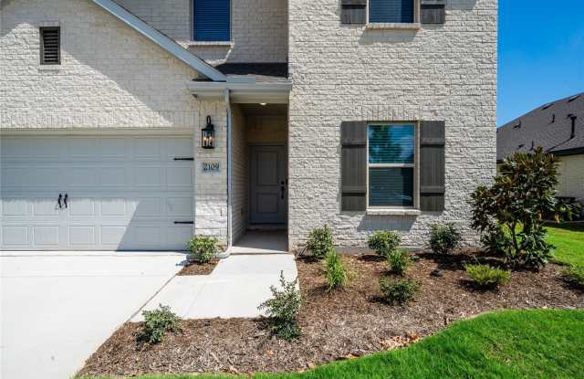 2109 Maple Ridge Drive Gallery 4