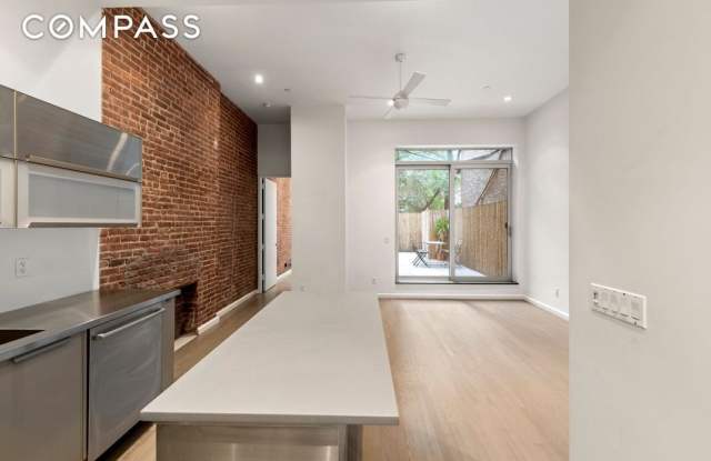 220 West 79th Street photos photos