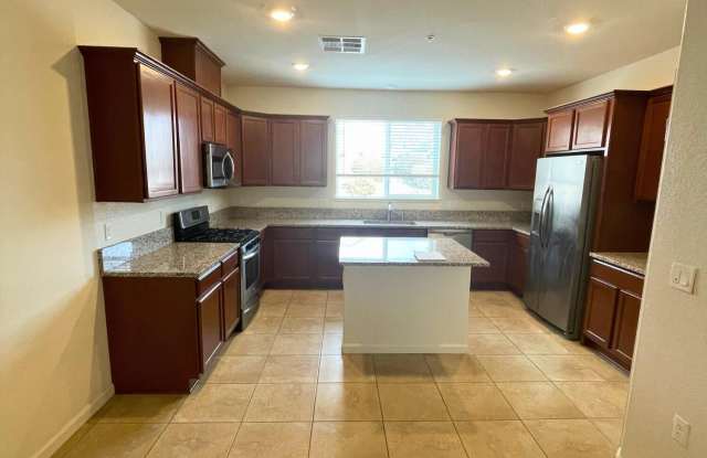 3050 Sterling Ridge Circle Gallery 4