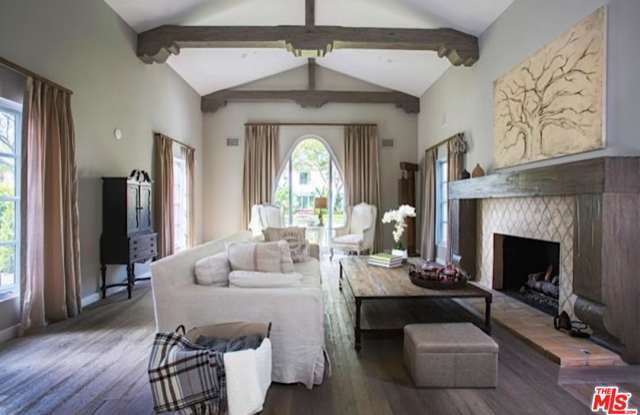 336 EL CAMINO Drive Gallery 2