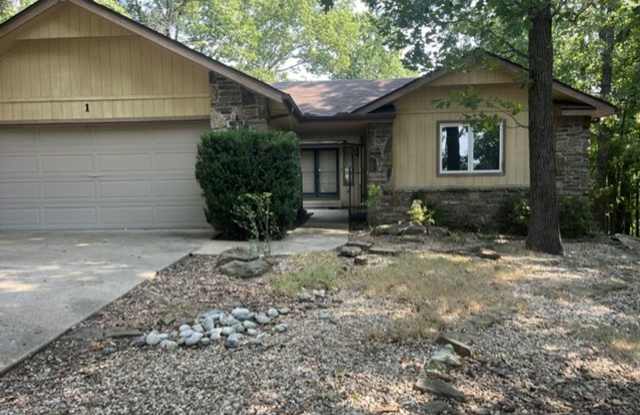 Bella Vista Close to Lake Windsor! Gallery 1