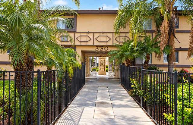 Tobias Garden Apartments Gallery 1