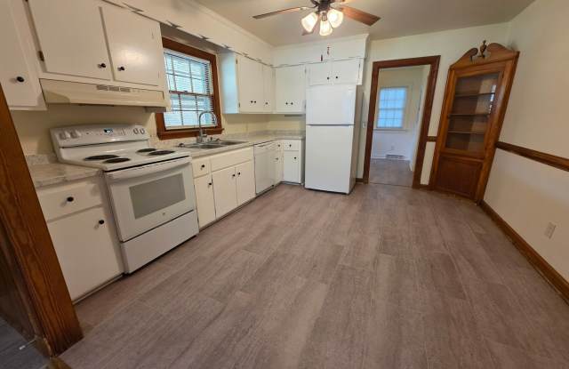 Take a look ... Waverly, VA  - 3 bedroom / 2 bath Gallery 3