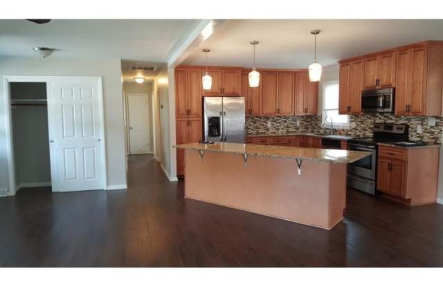 457 Morningside Drive Gallery 2