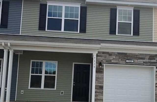 Beautiful Townhome in the steel creek area! photos photos