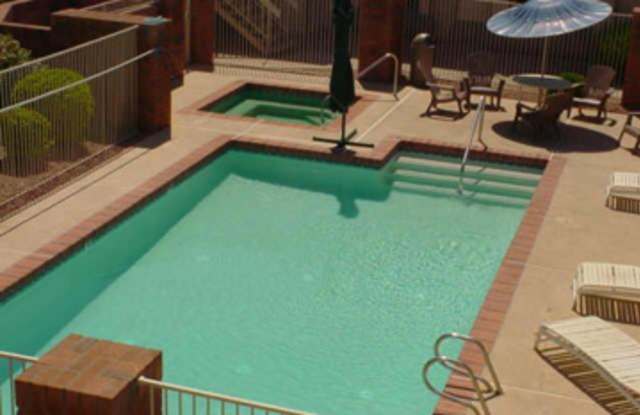 2201 North Comanche Drive Gallery 2