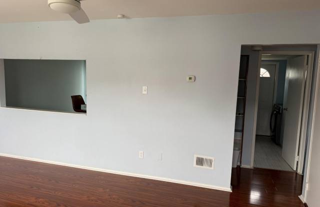 2011 BEECH Lane Gallery 4