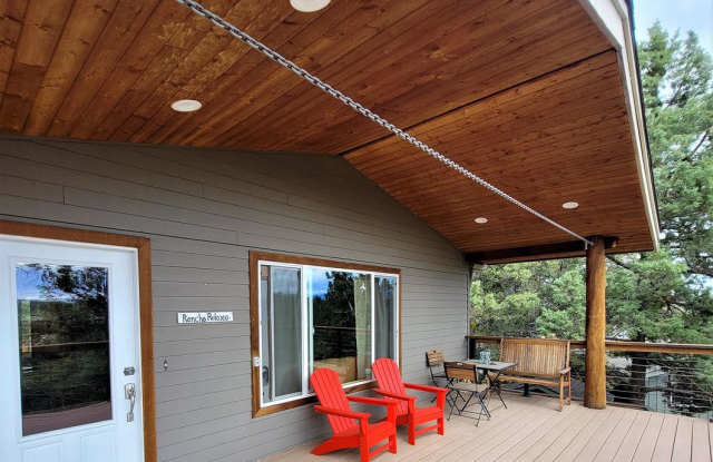 Spacious House, Front  Back Porch! Awbrey Butte Hillside with Mountain Views. Furnished 30-Day Min. ONLY AVAILABLE UNTIL DEC photos photos