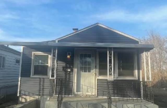 476 W 22nd Pl - 476 West 22nd Place, Gary, IN 46407