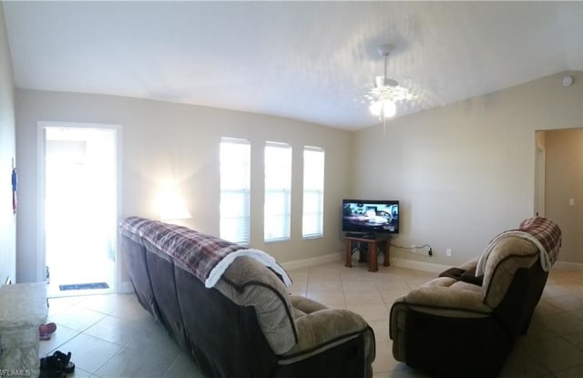 4214 SW 9th PL - 4214 Southwest 9th Place, Cape Coral, FL 33914