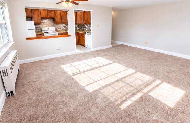 6015 FIFTH AVENUEAPT C-8 photos photos