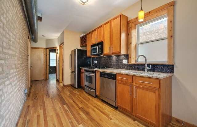 4104 North Mozart Street Gallery 3