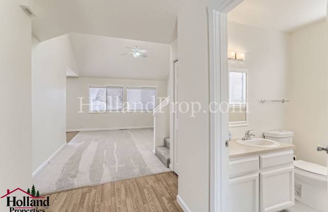 Beautiful 3 bedroom home with A/C in Beaverton Gallery 4