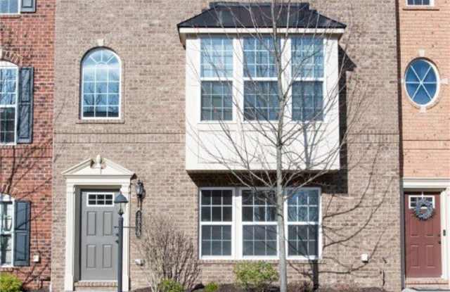 1719 Saint Johns Ln photos photos