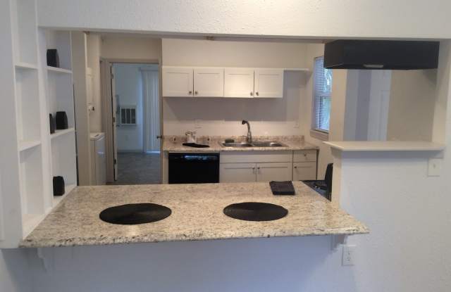 919 Phillips St photos photos