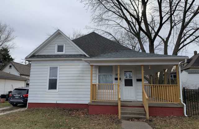 Recently Renovated 2 bed house! photos photos