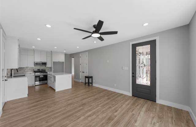 1510 Lindsay Gallery 4