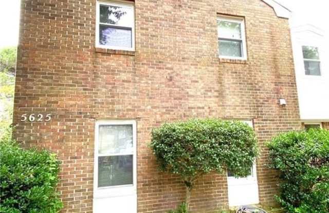 5625 Banbury Court photos photos