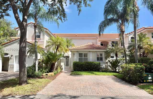1135 Cliffrose St Gallery 1