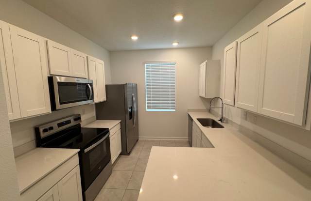 2/2.5 New Townhome Available photos photos