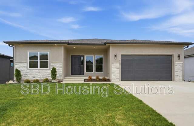 1416 NE Ernest Way photos photos