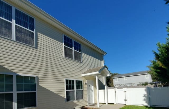 408 39th Avenue S - 408 39th Avenue South, North Myrtle Beach, SC 29582