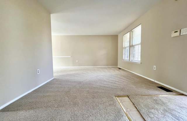 15705 ANAMOSA Drive Gallery 2