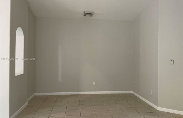 2296 Southwest 156th Court Gallery 3