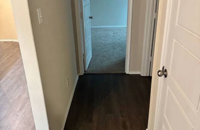 Room in 4 Bedroom Home at Stone House photos photos