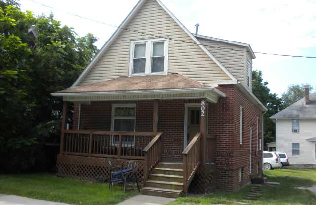 2 Bedroom House Downtown photos photos