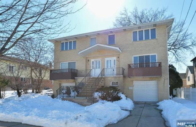 472 Central Boulevard photos photos