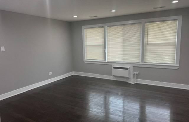 843 W 123rd St photos photos