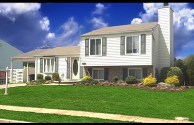 368 clover court - 368 Clover Court, Glen Burnie, MD 21060