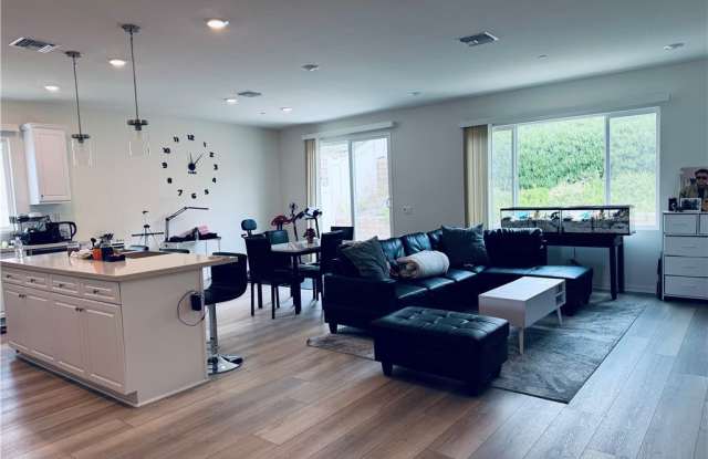 19932 Season Grove Drive - 19932 Season Grove Drive, Highgrove, CA 92507