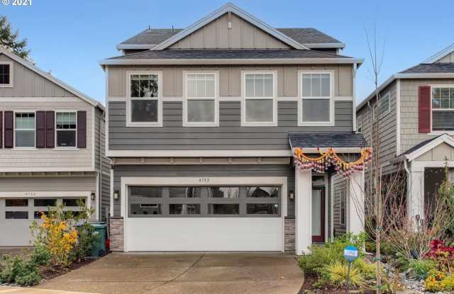 Spacious 3-Bedroom Home with Bonus Room in Desirable South Hillsboro! photos photos