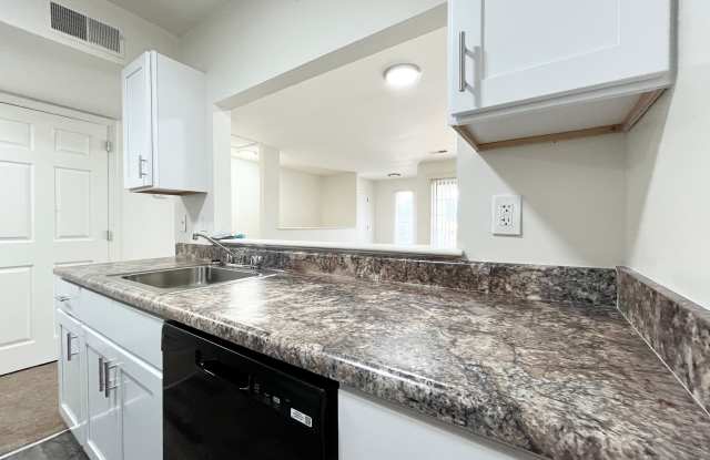 Collinwood Square Apartments Gallery 3
