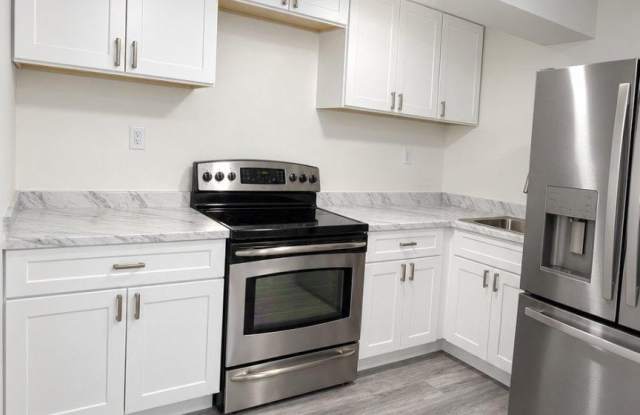 10001 GOLD COAST Gallery 2