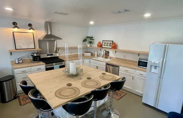 2730 South Cameron Avenue photos photos