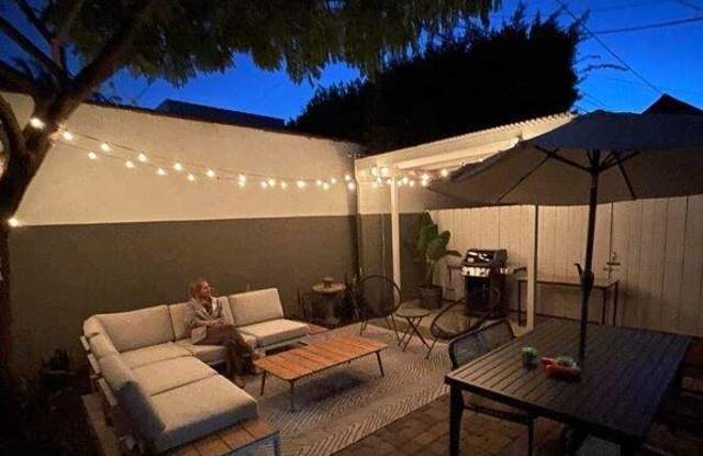 6118 Lindenhurst Avenue - 6118 Lindenhurst Avenue, Los Angeles, CA 90048