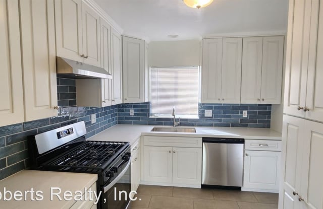 1111 W. ALMOND AVE. - 1111 West Almond Avenue, Orange, CA 92868