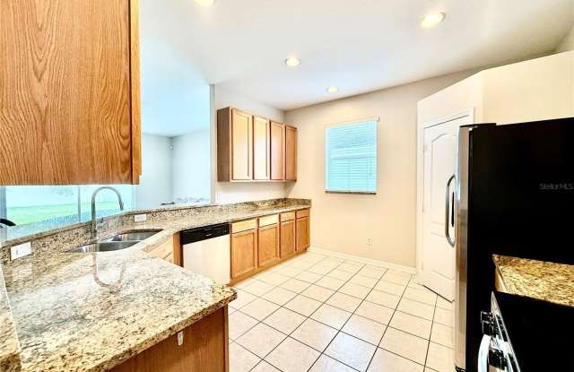 4004 LANGDRUM Drive Gallery 3