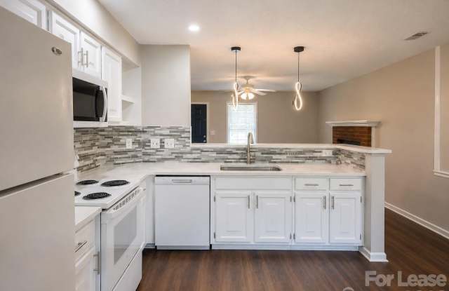 7718 Linda Lake Drive Gallery 3