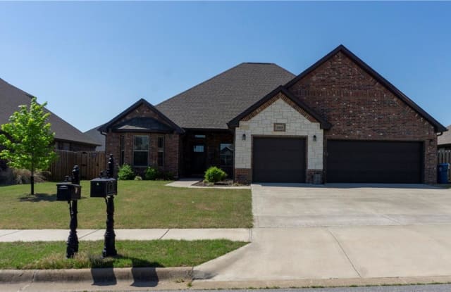 2303  SW Montana  AVE - 2303 Southwest Montana Avenue, Bentonville, AR 72713