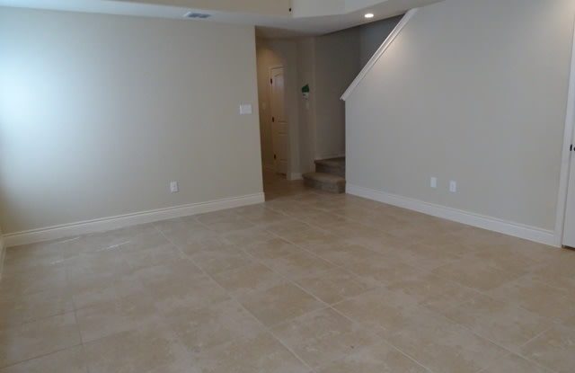 6607 Mia Way Gallery 4