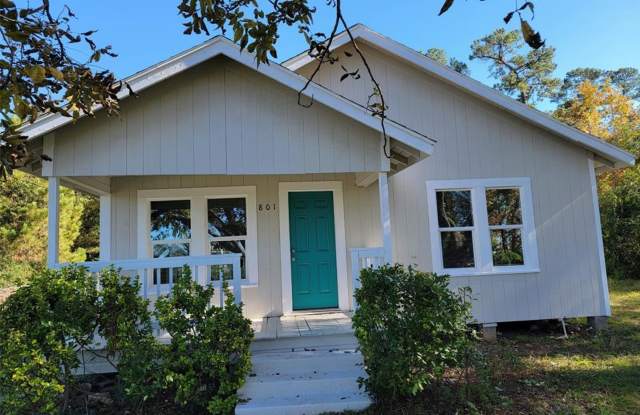 BEAUTIFUL RECENTLY REMODELED 3 BEDROOM 2 BATH HOME IN LIBERTY, TEXAS photos photos
