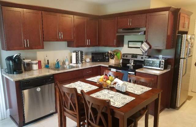 185 County St 3 - 185 County Street, Attleboro, MA 02703 185 County St 3 - 185 County Street, Attleboro, MA 02703