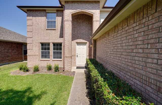 WONDERFUL 2-STORY HOME WITH 2,600 SQFT OF LIVING SPACE IN PRINCETON ISD photos photos
