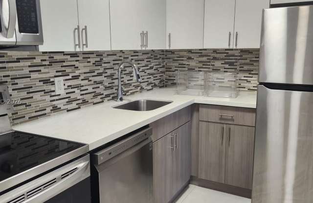 7823 Miller Dr Gallery 4