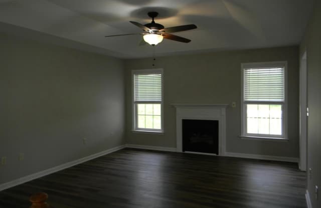 103 TURTLEBACK Court Gallery 3